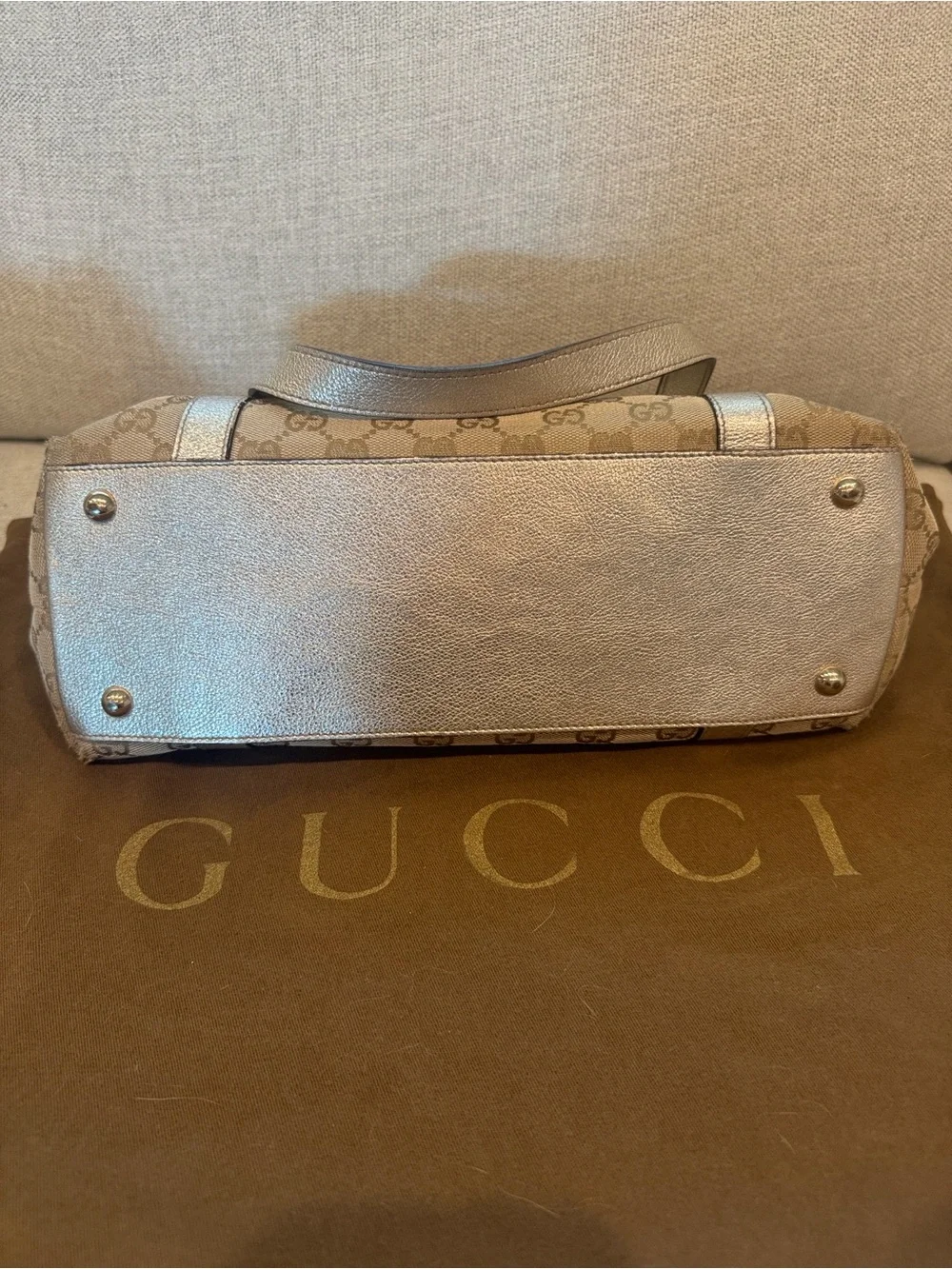Gucci monogram abbey